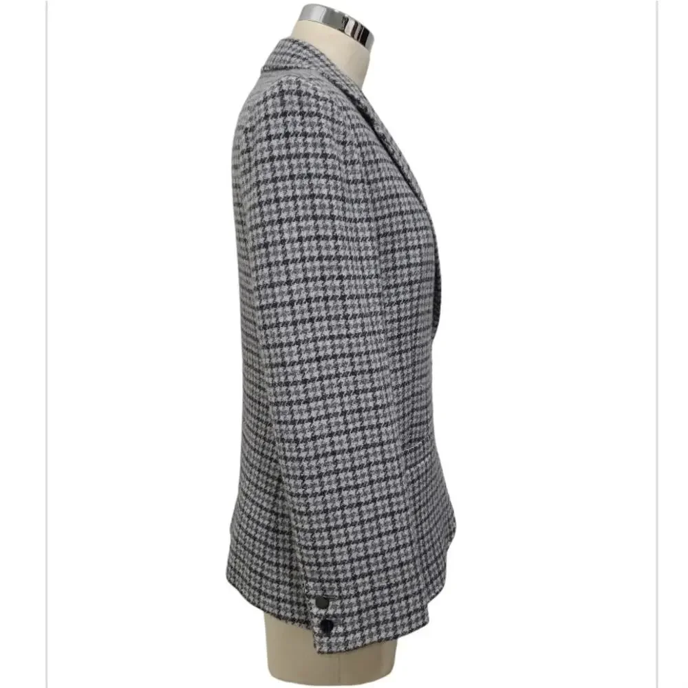 Aritzia elevate your